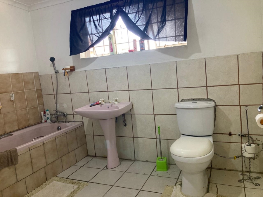 3 Bedroom Property for Sale in Oos Einde North West